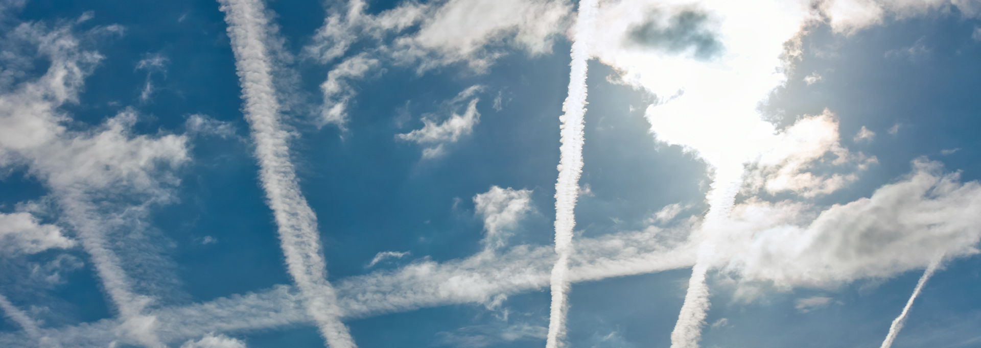 Chemtrails confirmed. They fumigate us to kill us